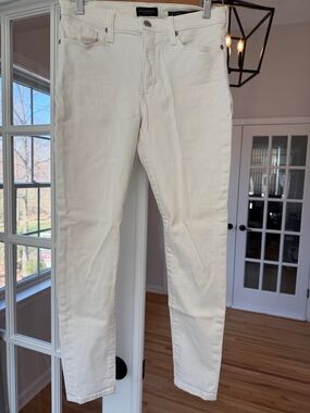 Banana Republic White Skinny Jeans